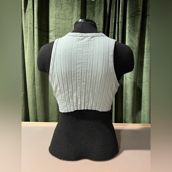 White Ribbed Crop Top - Picture 2 of 3